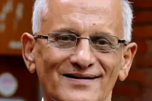 अभिनन्दन, महान् इरानी जनता !